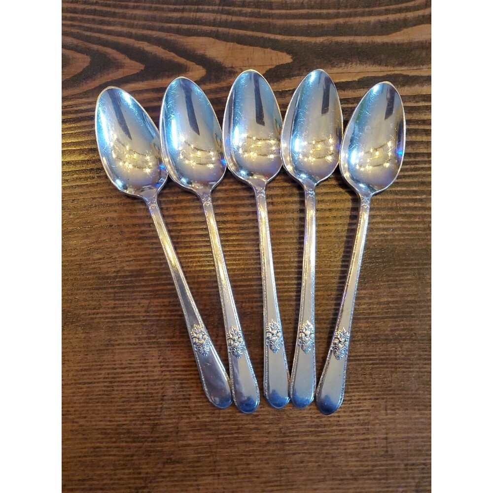 1847 ROGERS BROS 5 "ADORATION" SILVERPLATE 1939 DINNER TEA SPOONS